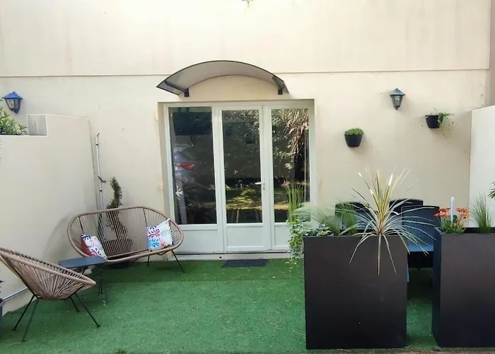 4 Personnes Bord Apartment